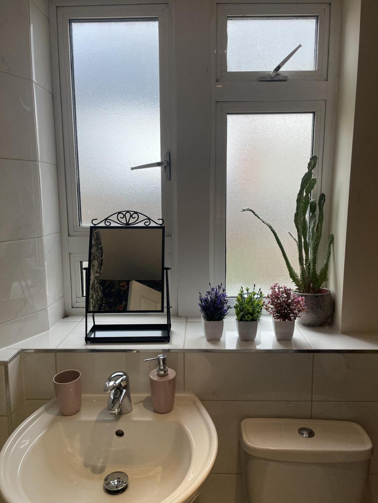 Stunning Flat Close To Regents Park And Euston Station! Londra Exterior foto
